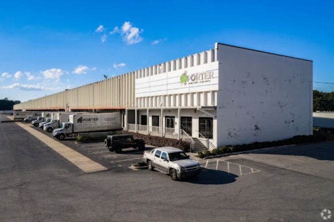 Exterior shot of cold storage building Atlanta facility 3
